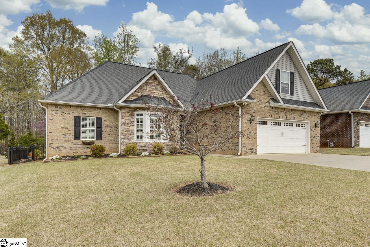 134 Prescott Drive Anderson, SC 29621 - Photo 2 of 50