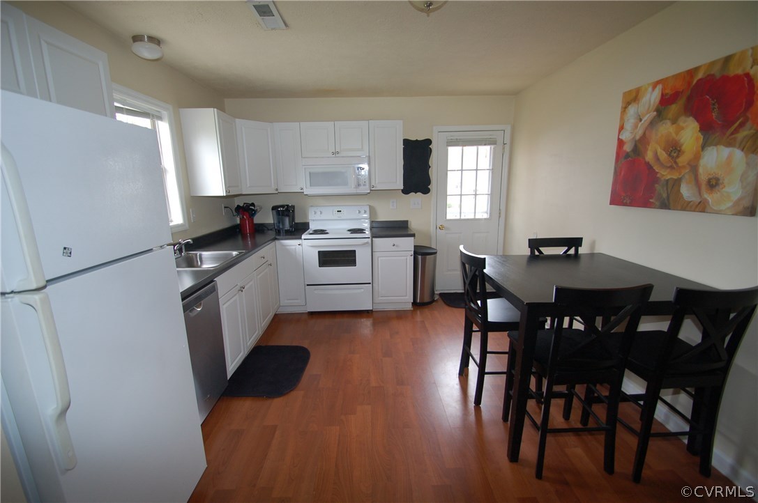 1049 Robmont Road Richmond, VA 23236 - Photo 12 of 26 Gallery Image 12