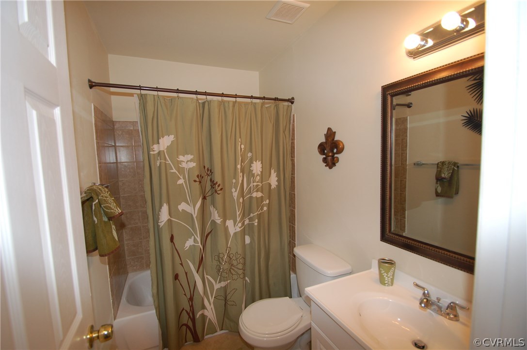 1049 Robmont Road Richmond, VA 23236 - Photo 16 of 26 Gallery Image 16