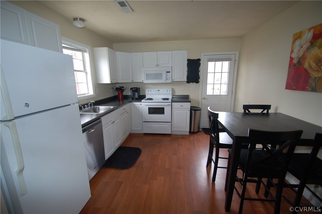 1049 Robmont Road Richmond, VA 23236 - Photo 9 of 26 Gallery Image 9