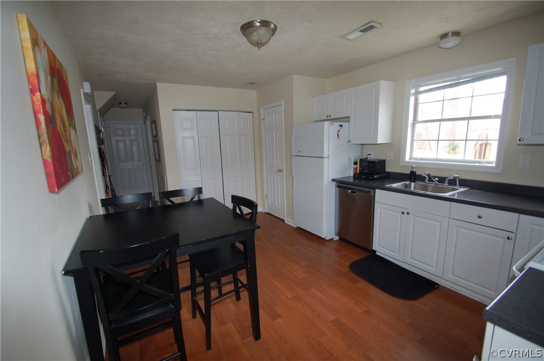 1049 Robmont Road Richmond, VA 23236 - Photo 10 of 26 Gallery Image 10