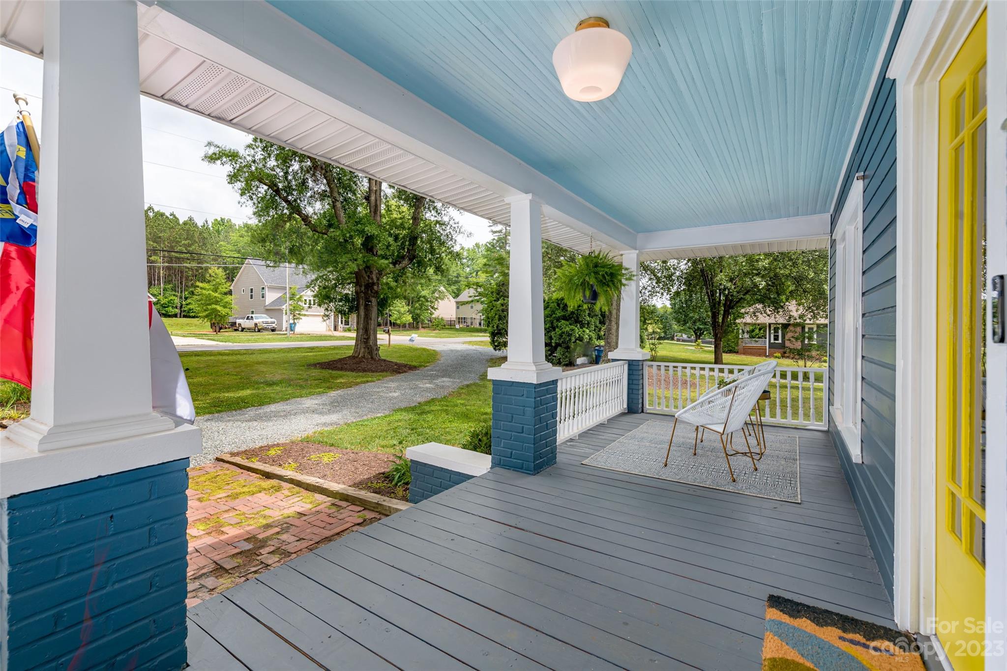 2901 Oakdale Road Charlotte, NC 28216 - Photo 5 of 48