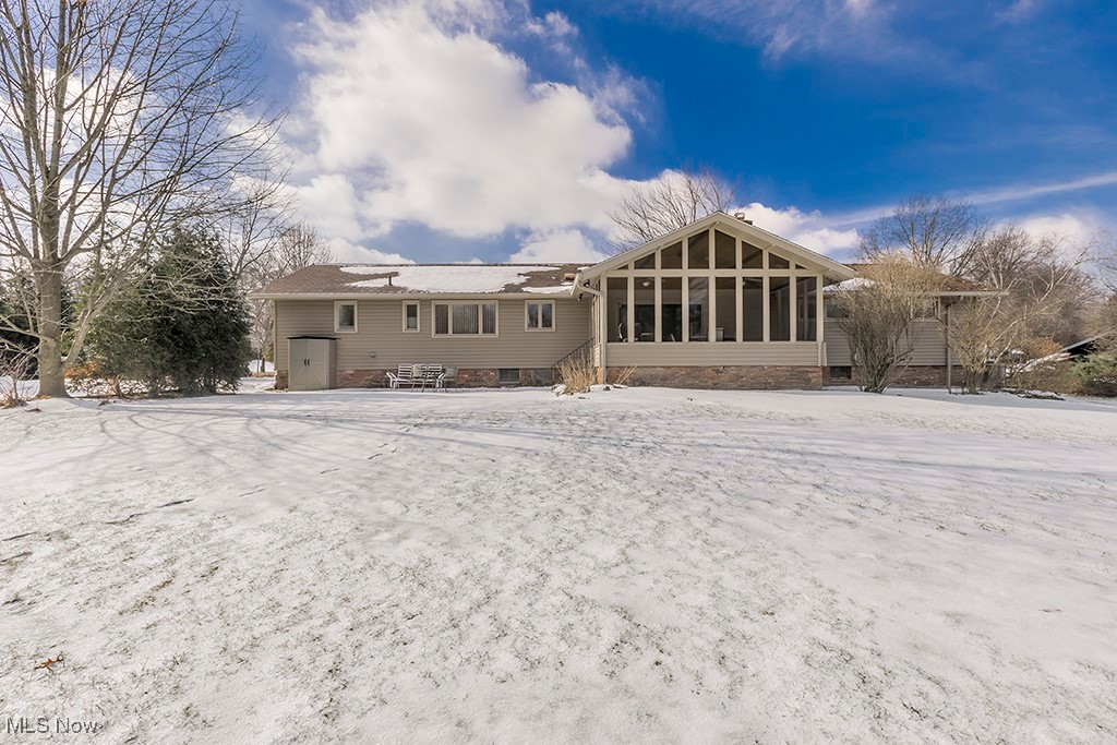 3075 Bremerton Road Pepper Pike, OH 44124 - Photo 2 of 46