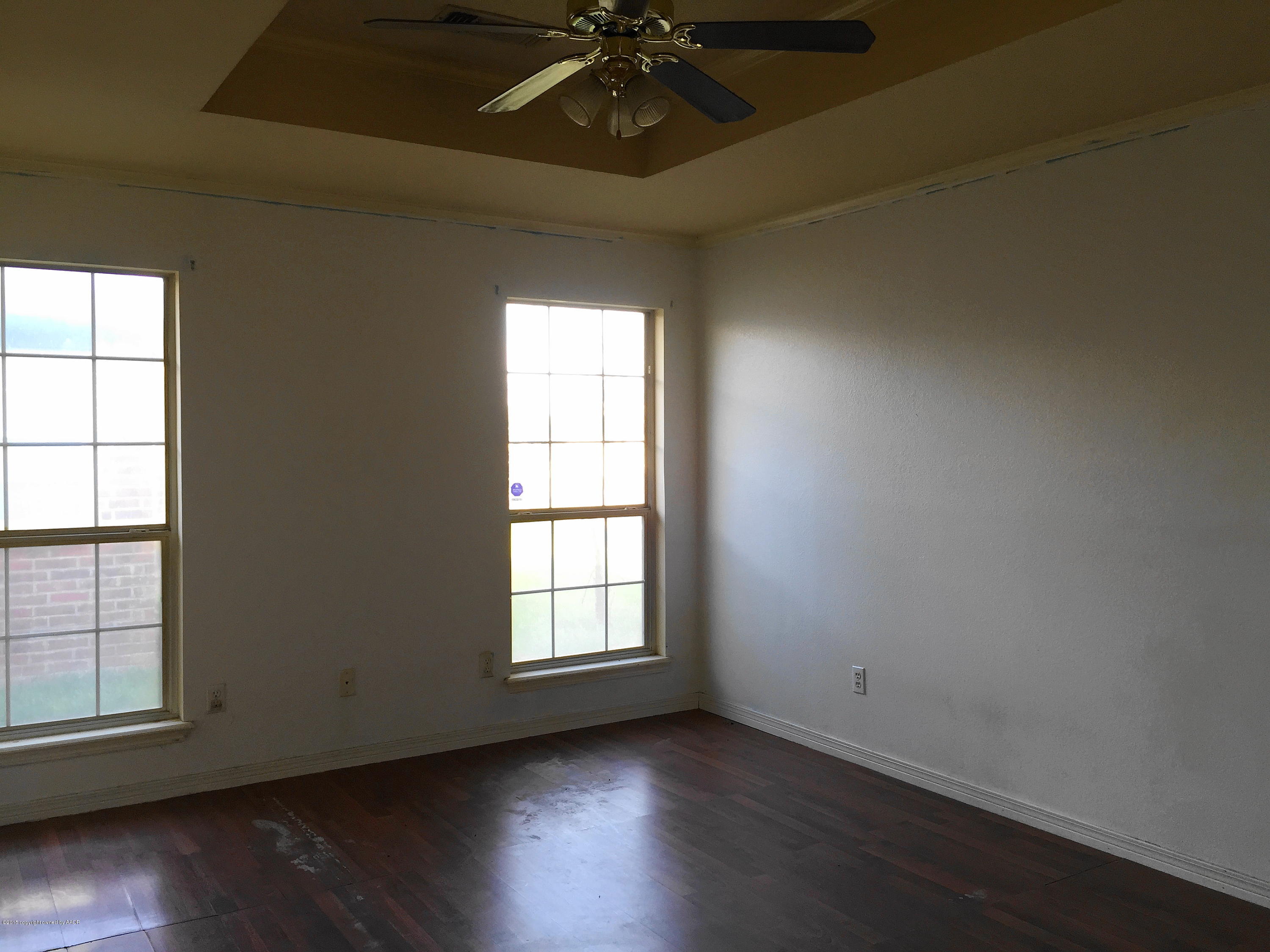 1008 Shasta Drive Amarillo, TX 79110 - Photo 5 of 12 Master Bedroom