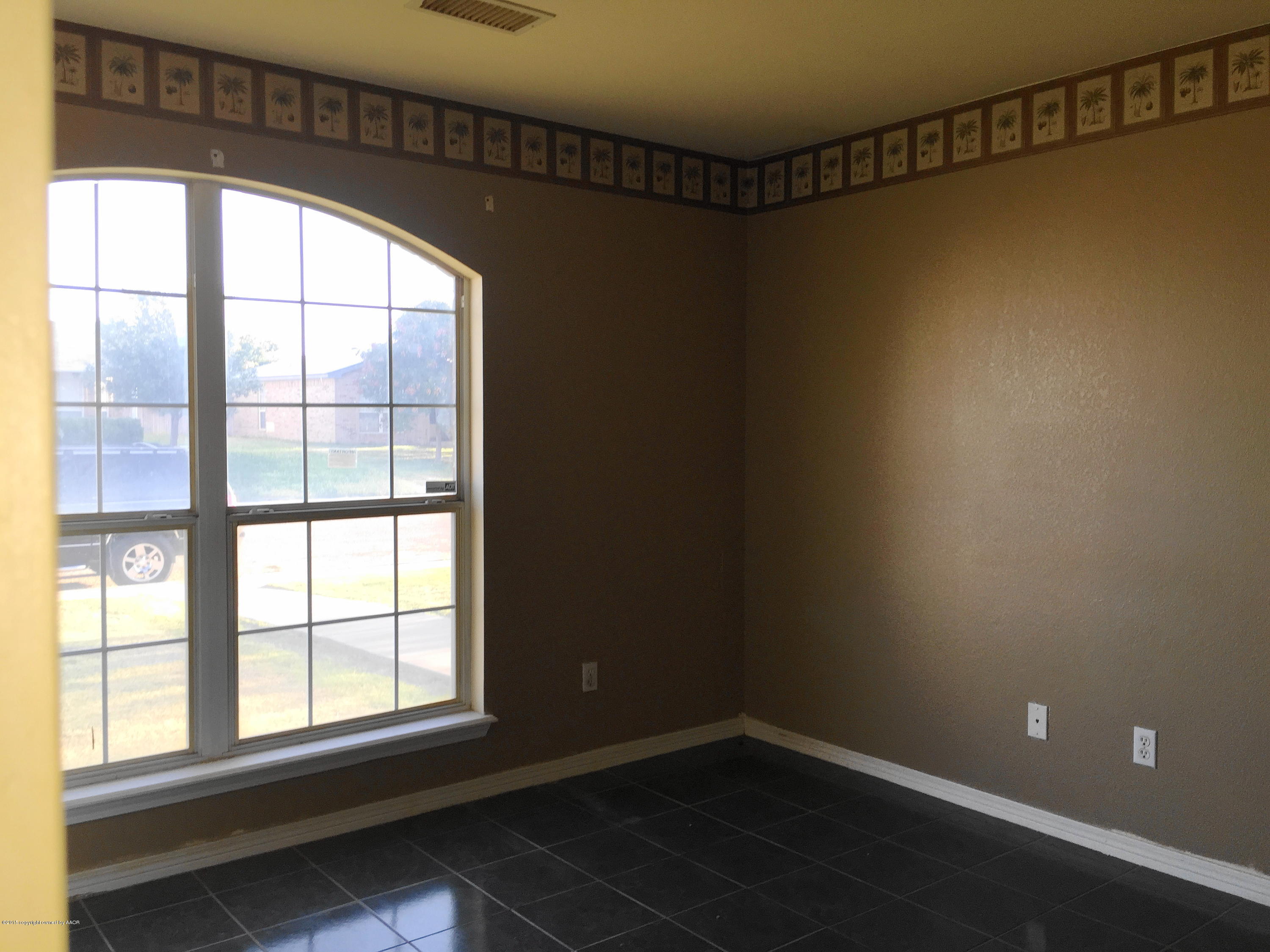1008 Shasta Drive Amarillo, TX 79110 - Photo 7 of 12 Bedroom 2
