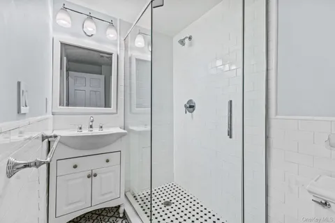 $1,450,000 | 12 Lake Avenue, Unit 12, Bronxville, NY 10708