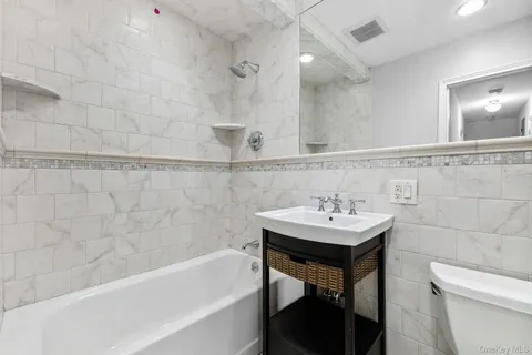 $1,450,000 | 12 Lake Avenue, Unit 12, Bronxville, NY 10708