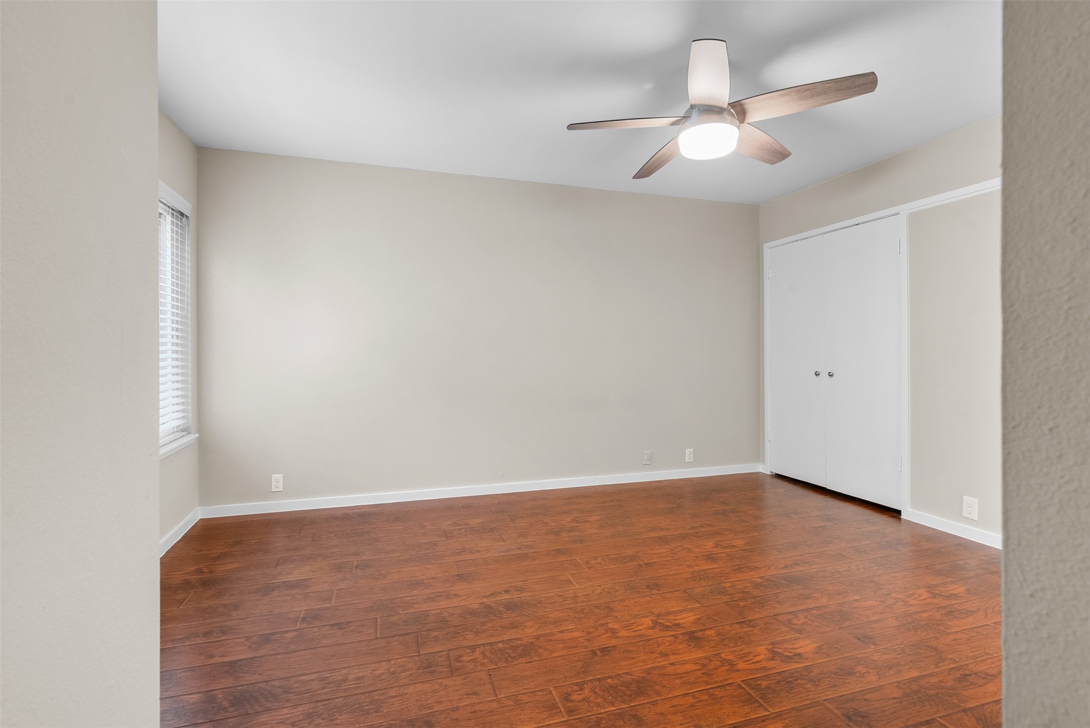 161 Litchfield Lane Houston, TX 77024 - Photo 17 of 30