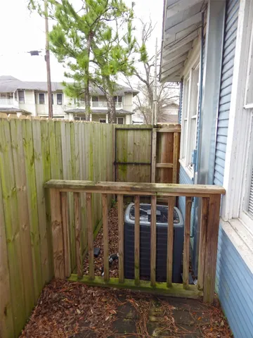 $1,697 | 4322 Wilmer Street, Houston, TX 77003