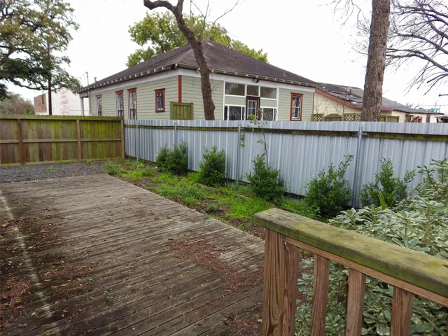 $1,697 | 4322 Wilmer Street, Houston, TX 77003