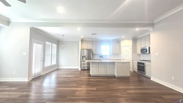 $2,400 | 9016 Stonecroft Avenue, Baton Rouge, LA 70810