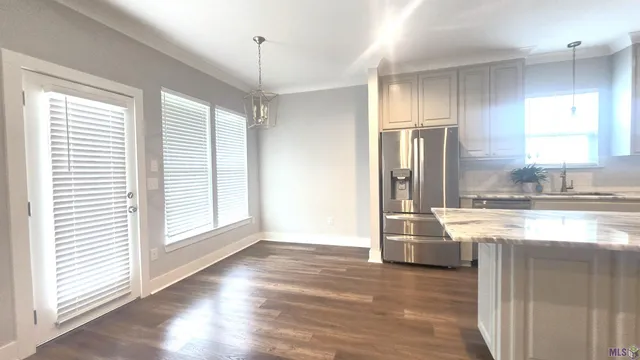 $2,400 | 9016 Stonecroft Avenue, Baton Rouge, LA 70810