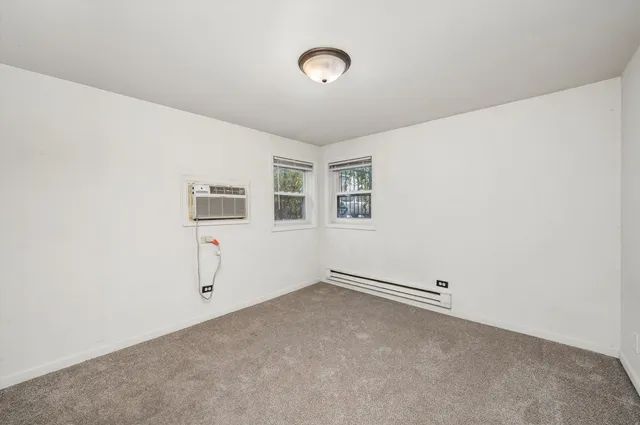 $119,000 | 6634 West 95th Street, Unit 1D, Oak Lawn, IL 60453