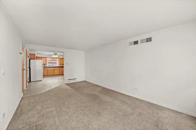 $119,000 | 6634 West 95th Street, Unit 1D, Oak Lawn, IL 60453