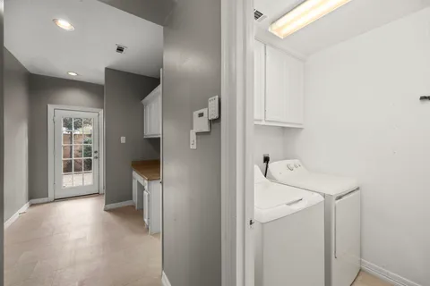 $299,000 | 7930 Stoneyway Drive, Houston, TX 77040