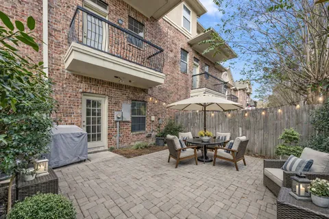 $299,000 | 7930 Stoneyway Drive, Houston, TX 77040