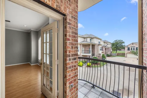 a large kitchen with kitchen island a large island in the center