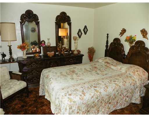 170 Beaver Road Jeannette, PA 15644 - Photo 4 of 18 Master Bedroom. Large enough for a king. A bedroom this big should be a family room..