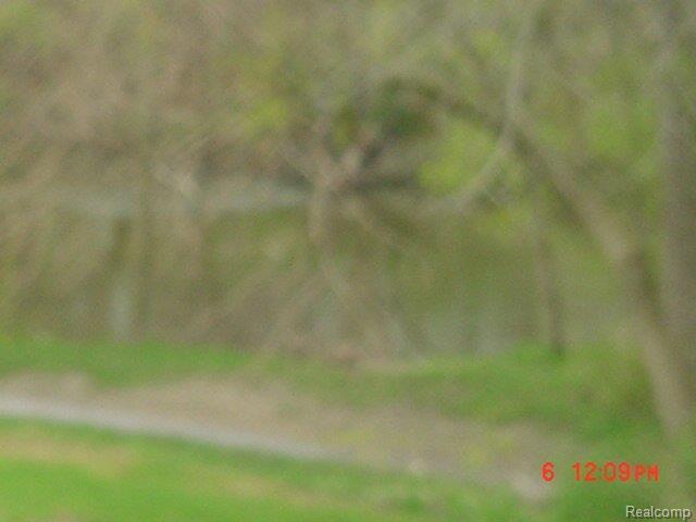 8400 Clinton River Road Sterling Heights, MI 48314 - Photo 20 of 20 MVC-020S