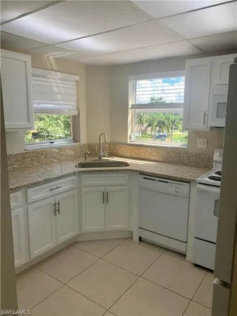 $1,700 | 190 Pebble Beach Boulevard, Unit 301, Naples, FL 34113