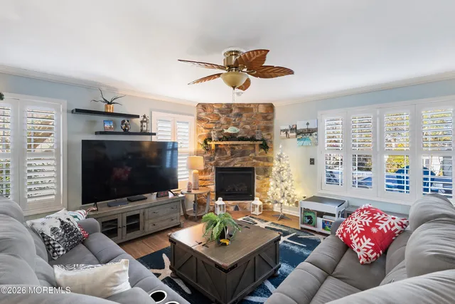 $999,999 | 648 Point Avenue, Brick, NJ 08724