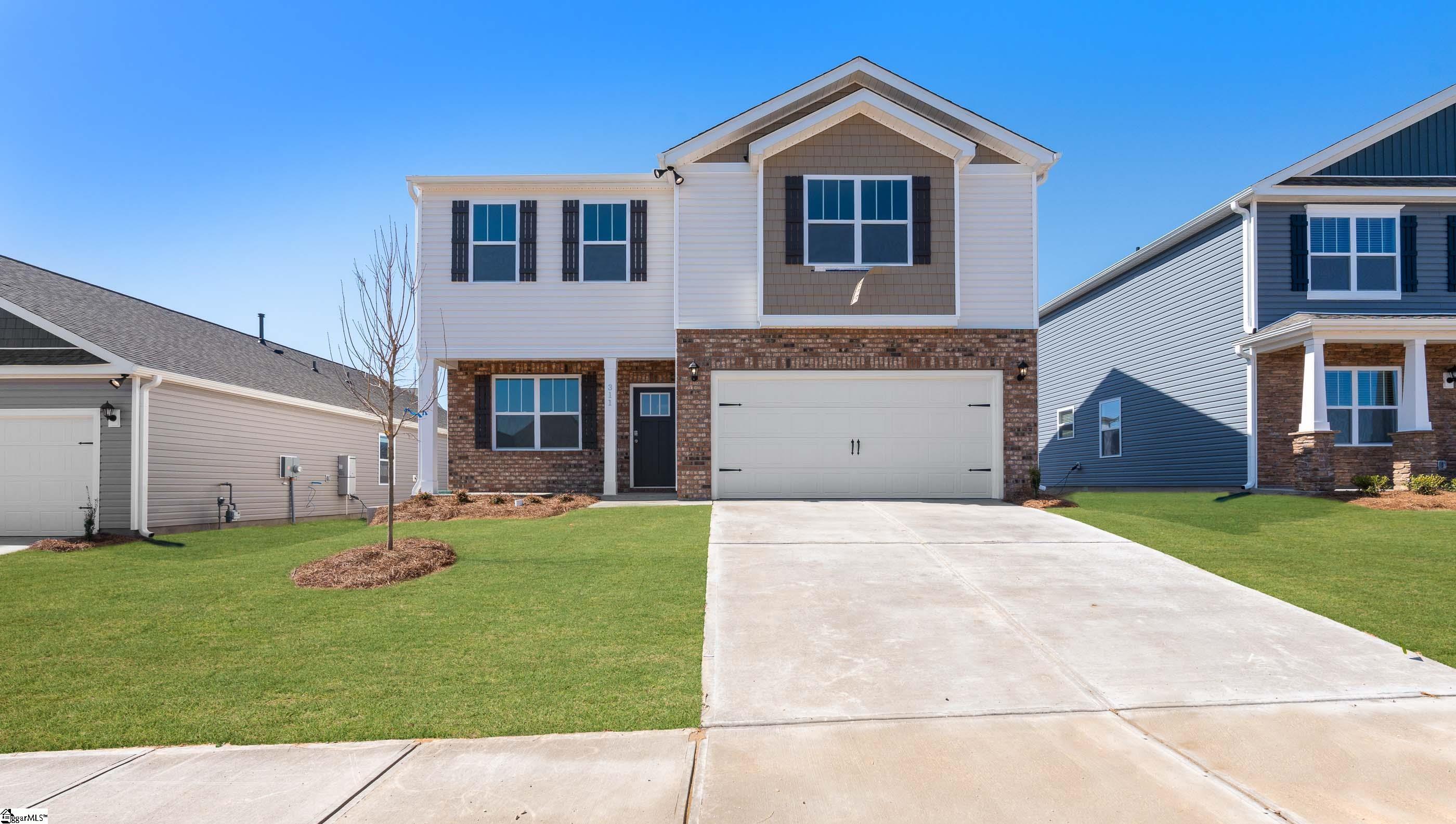 311 Lodestone Road Simpsonville, SC 29680 - Photo 3 of 39