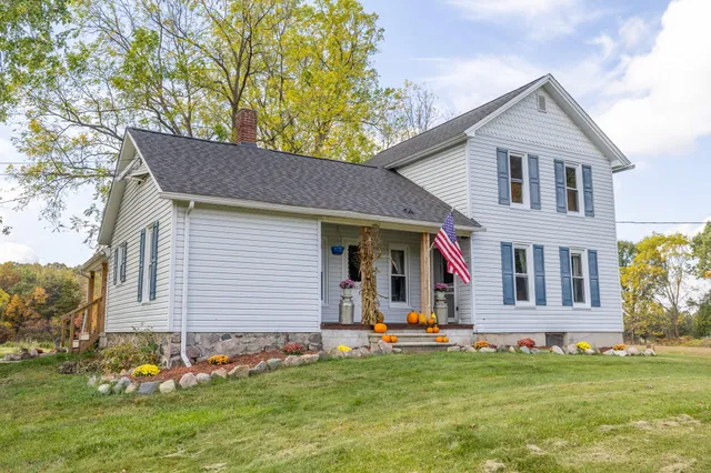 $449,000 | 4420 Bull Run Road, Gregory, MI 48137