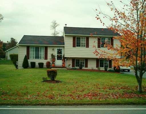 158 Shenango Road New Castle, PA 16105 - Photo 1 of 6 Exterior Front.
