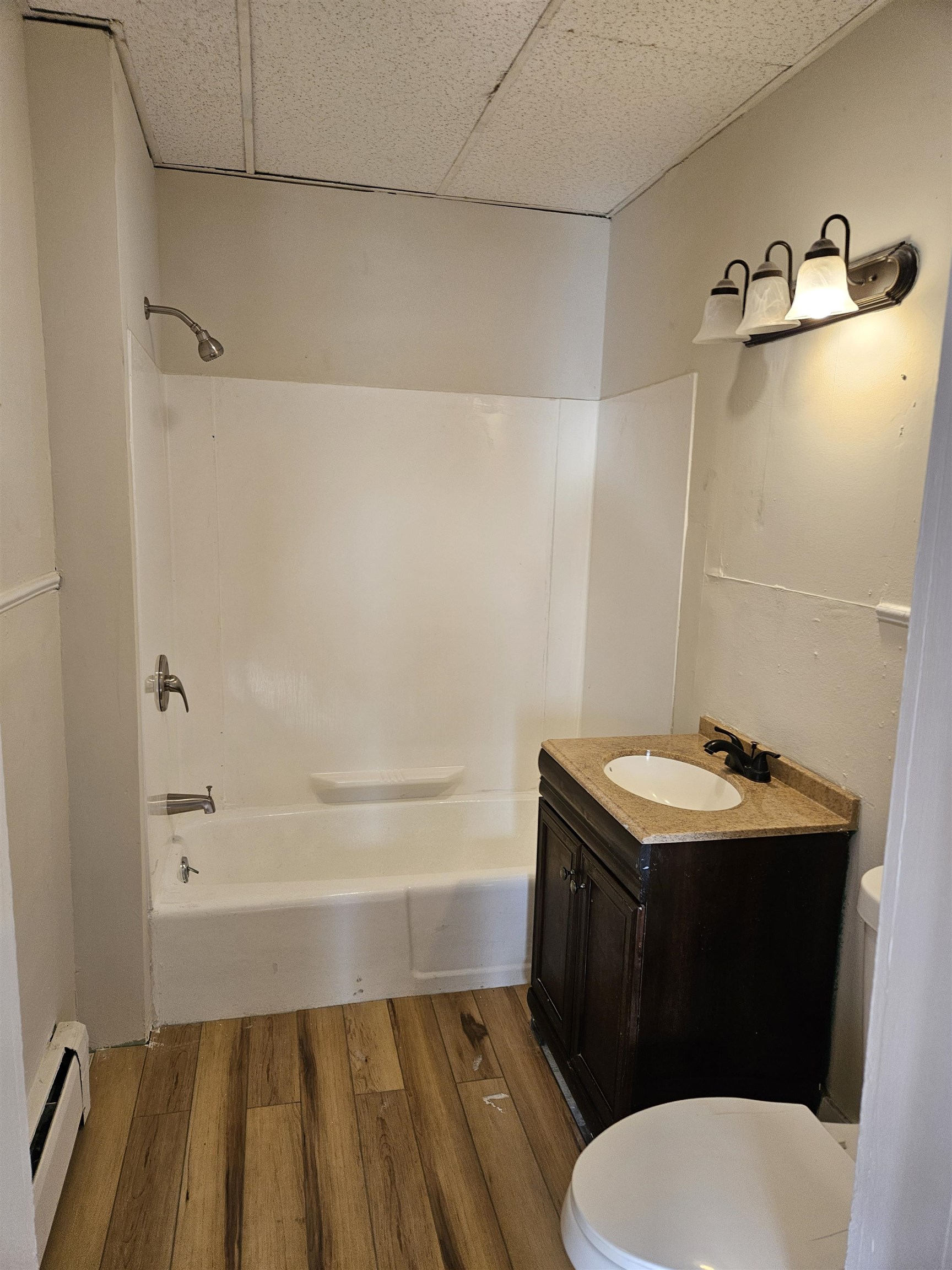 30 Elm Street, Unit 5 Whitefield, NH 03598 - Photo 8 of 10