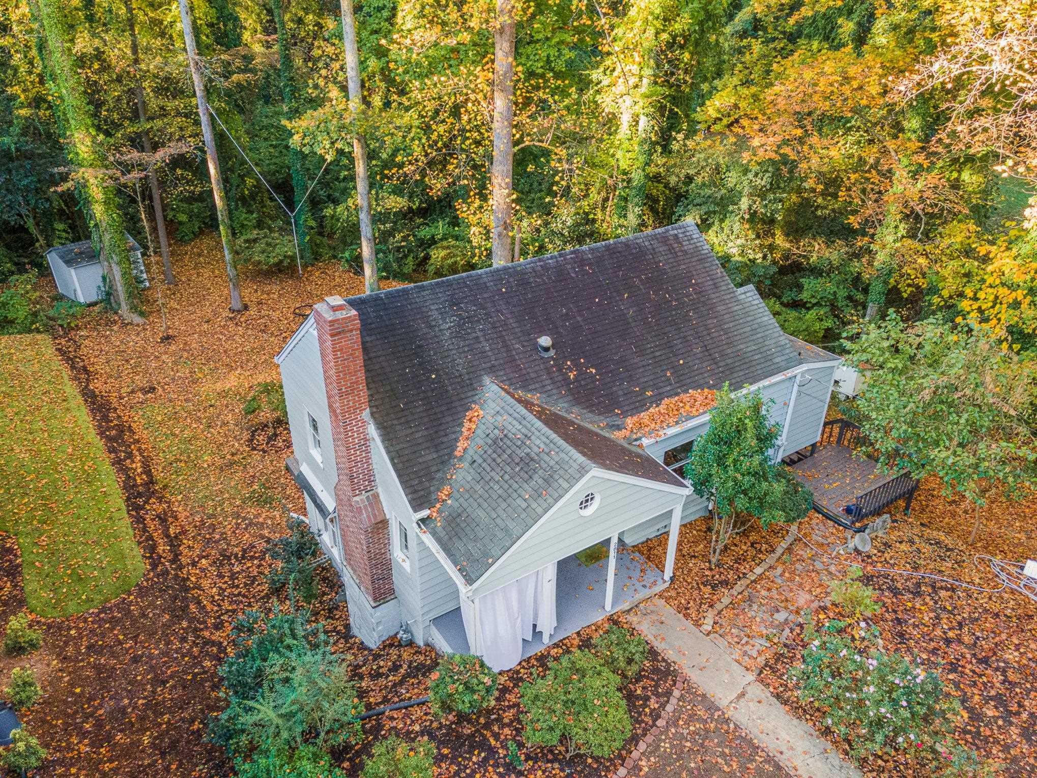 2811 Gordon Street Raleigh, NC 27608 - Photo 11 of 33 Photo 10