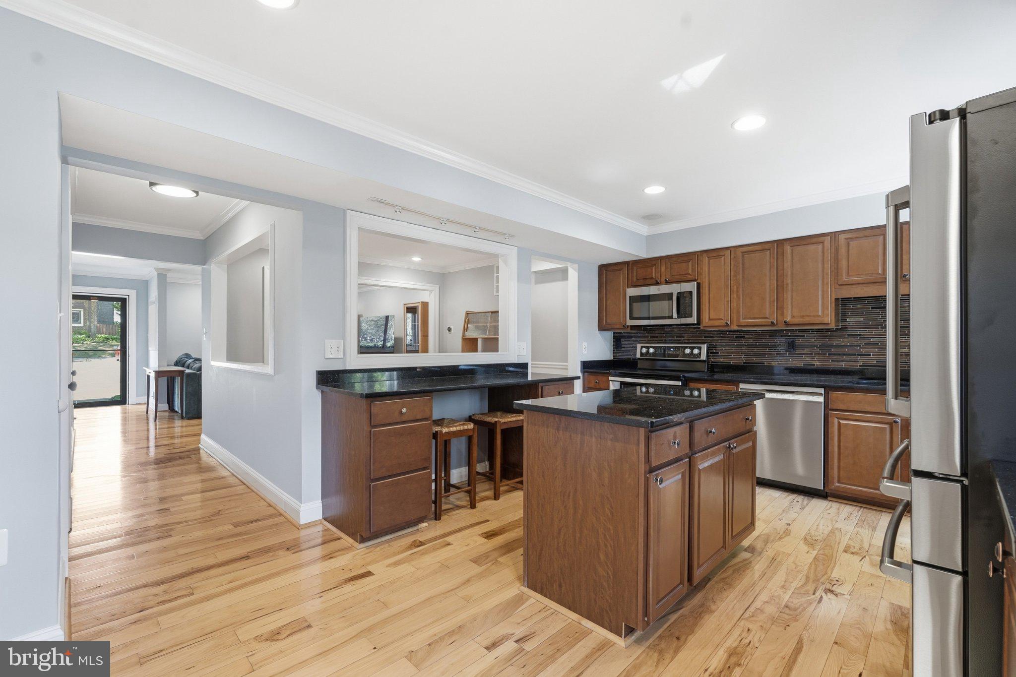 2902 Jermantown Road, Unit 27 Oakton, VA 22124 - Photo 10 of 40 Gallery Image 10