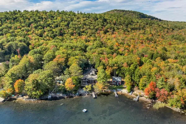 $3,695,000 | 191 North Shore Road, New Durham, NH 03855