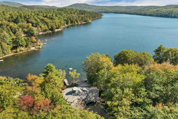 $3,695,000 | 191 North Shore Road, New Durham, NH 03855