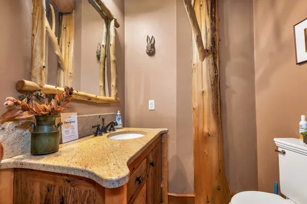 $3,695,000 | 191 North Shore Road, New Durham, NH 03855