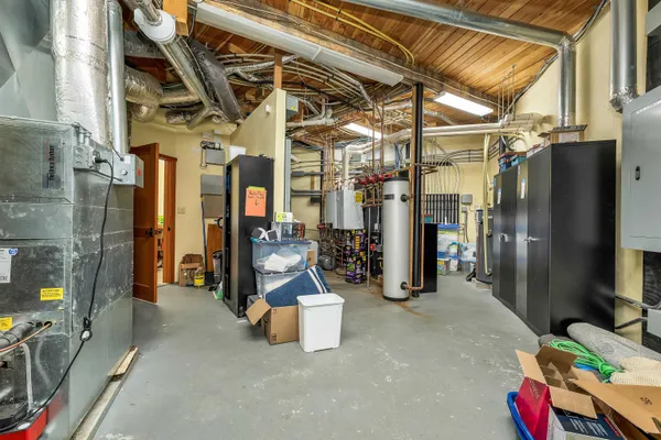 $3,695,000 | 191 North Shore Road, New Durham, NH 03855