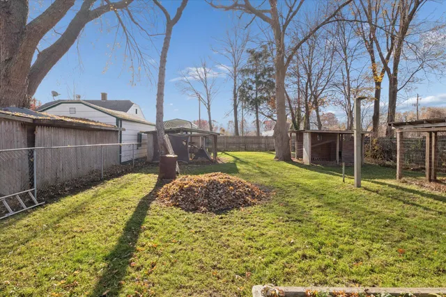 $129,900 | 1053 East Empire Avenue, Benton Harbor, MI 49022