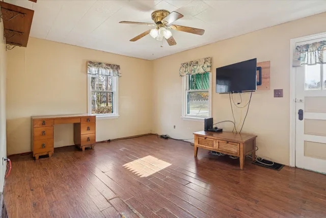 $129,900 | 1053 East Empire Avenue, Benton Harbor, MI 49022