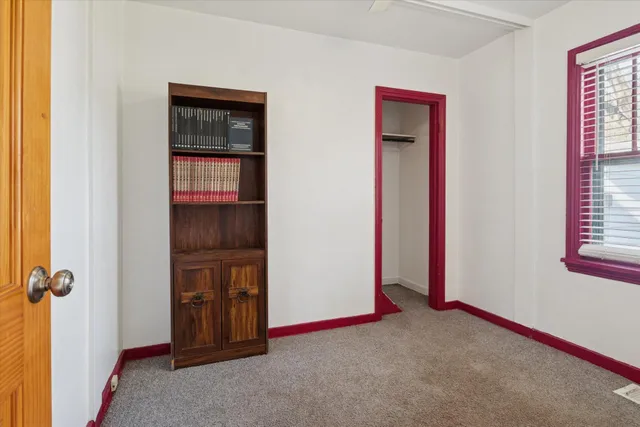 $129,900 | 1053 East Empire Avenue, Benton Harbor, MI 49022