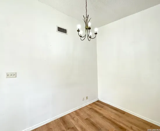 $999 | 5621 Lochmoor, San Antonio, TX 78244