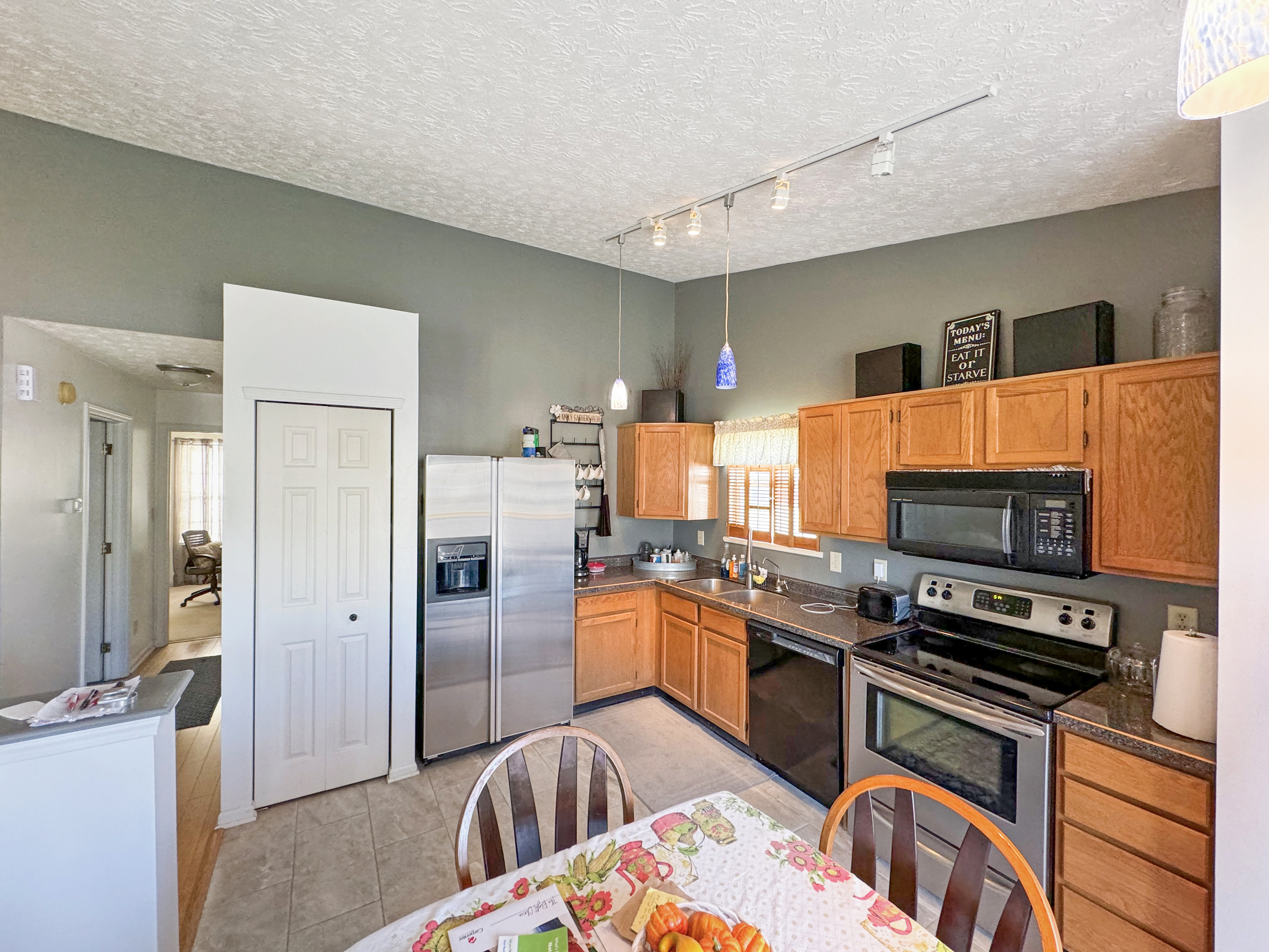6433 Decatur Commons Indianapolis, IN 46221 - Photo 5 of 21