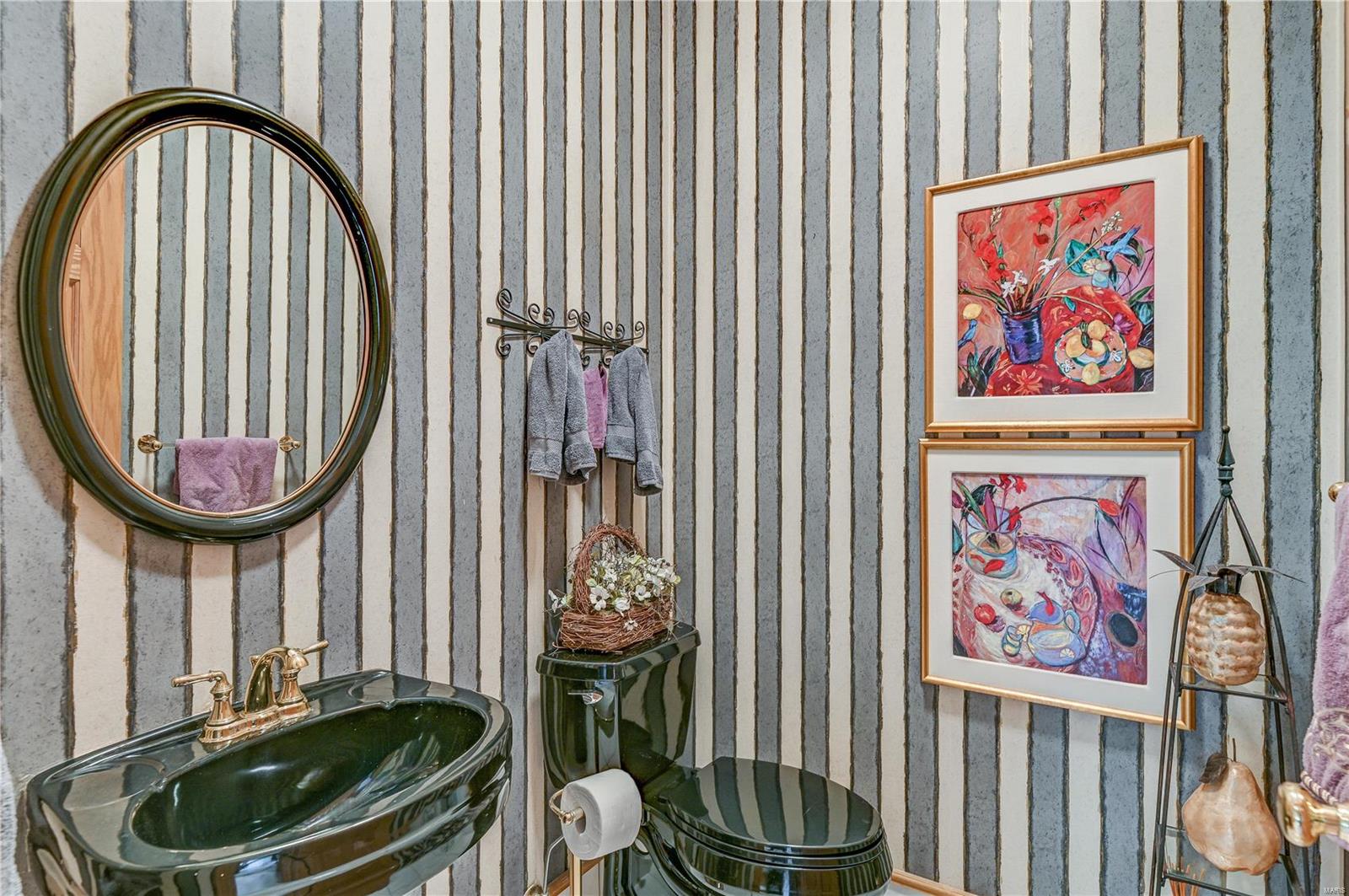 833 Stable Ridge Road Kirkwood, MO 63122 - Photo 13 of 30 Gallery Image 13