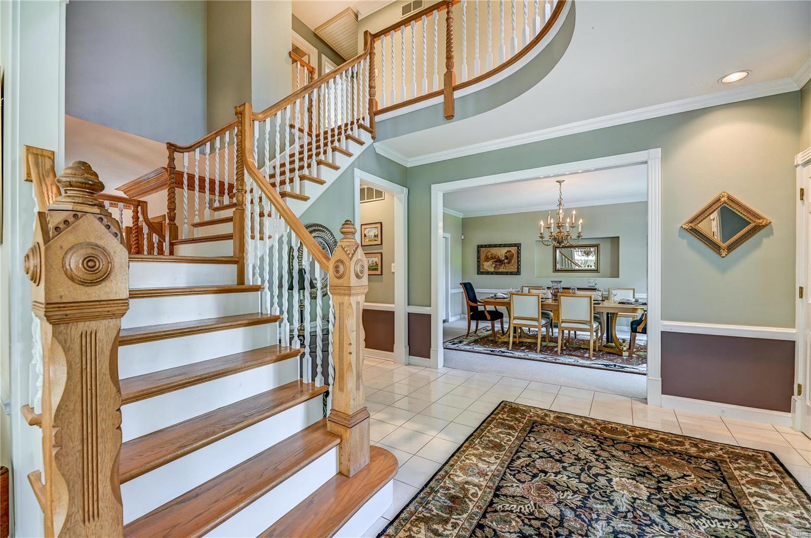 833 Stable Ridge Road Kirkwood, MO 63122 - Photo 3 of 30 Gallery Image 3