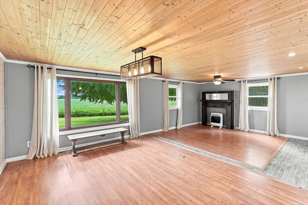 314 J D Bugg Road Fredonia, KY 42411 - Photo 5 of 69 45-DSC03579