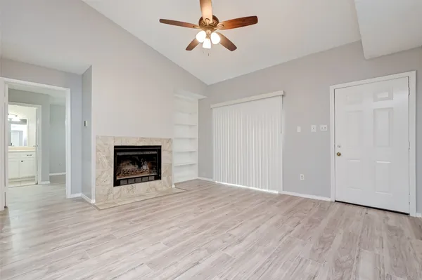 $1,550 | 6701 Sands Point Drive, Unit 55, Houston, TX 77074