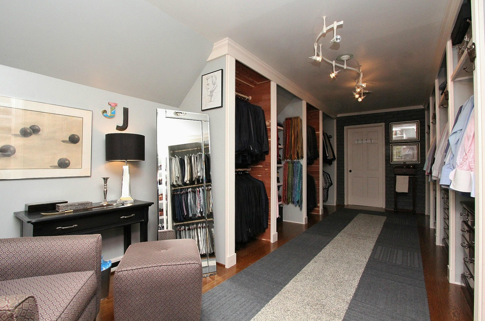 3232 Fordham Road Southwest Roanoke, VA 24014 - Photo 23 of 36 a view of a livingroom with furniture and a flat screen tv