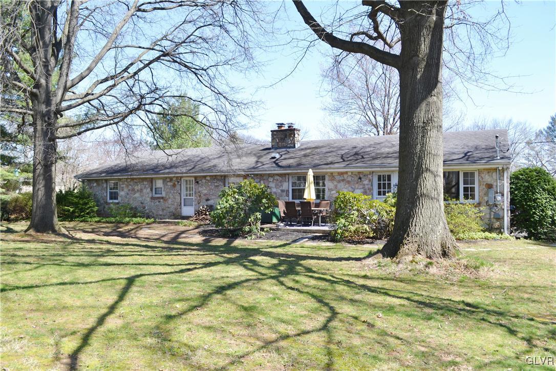 355 Wedgewood Road Bethlehem, PA 18017 - Photo 24 of 27 Back view of home. A great back yard setting with