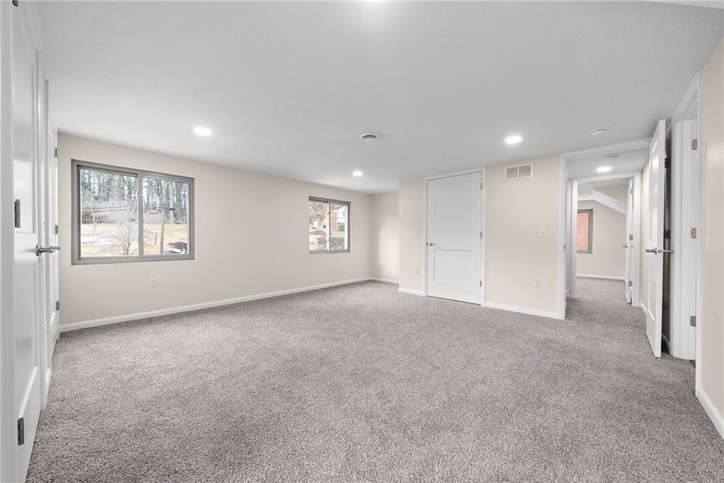 26 Seneca Road Pittsburgh, PA 15241 - Photo 22 of 49