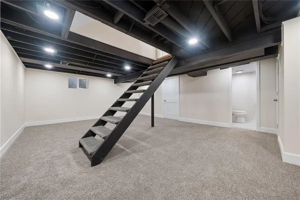 $450,000 | 26 Seneca Road, Pittsburgh, PA 15241