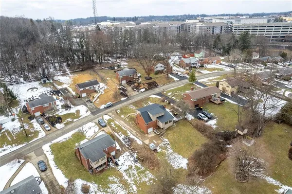 $450,000 | 26 Seneca Road, Pittsburgh, PA 15241