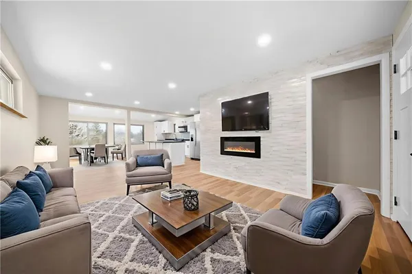 $450,000 | 26 Seneca Road, Pittsburgh, PA 15241